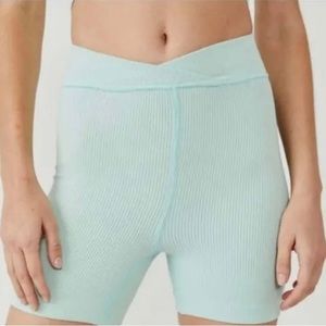 NWT  FREE PEOPLE MOVEMENT SHORT